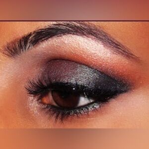 MAC Satin eyeshadow-Club/Discontinued